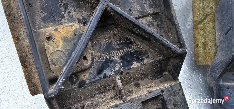 Slizg zderzaka lewy przod mercedes w202 Pozostałe Zbąszyń