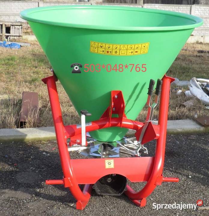 Rozsiewacze do nawozów lejek STRUMYK