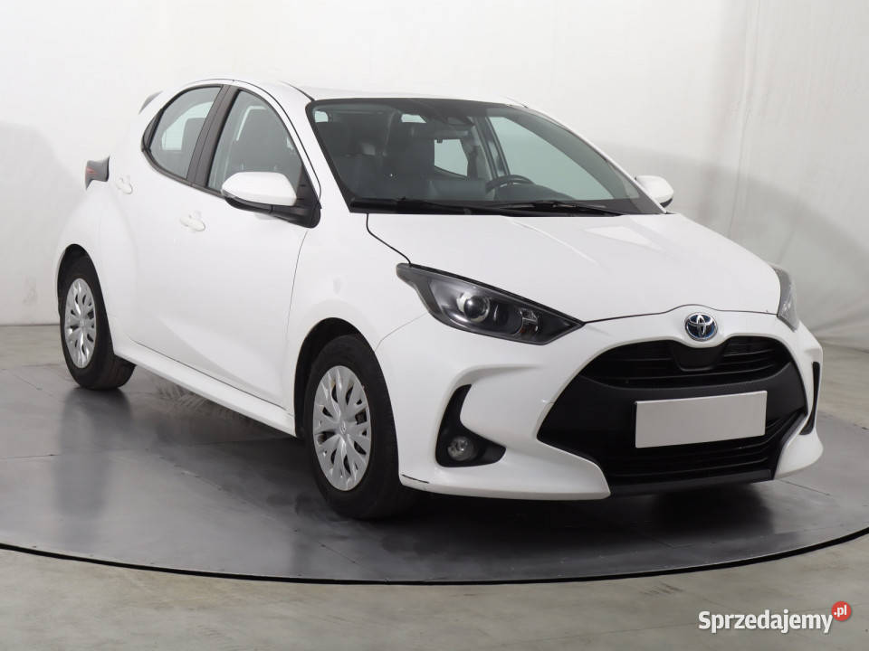 Toyota Yaris 15 VVTi Hybrid Hatchback
