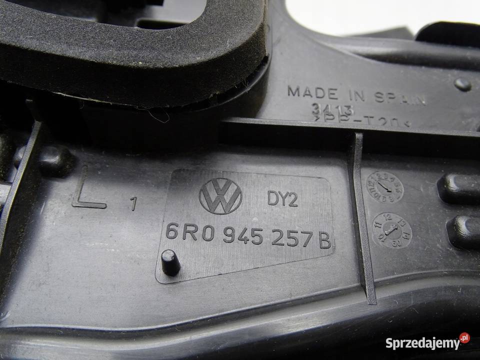 LAMPA LEWA LEWY TYŁ TYLNA W BŁOTNIK VW POLO V 6R