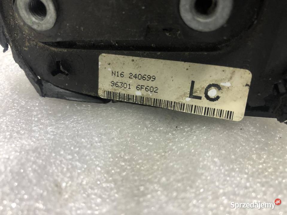 LUSTERKO PRAWE NISSAN MICRA II K11 osobowe