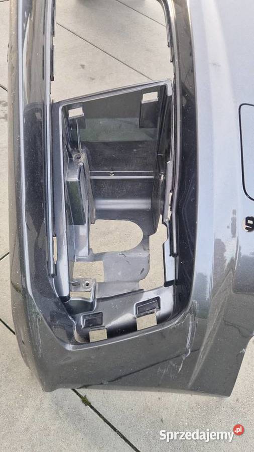 Zderzak a4 b8 competition uszkodzony osobowe