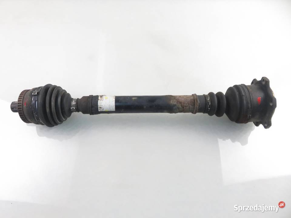 PÓŁOŚ PRAWA PRZEDNIA AUDI A4 B5 16 8V