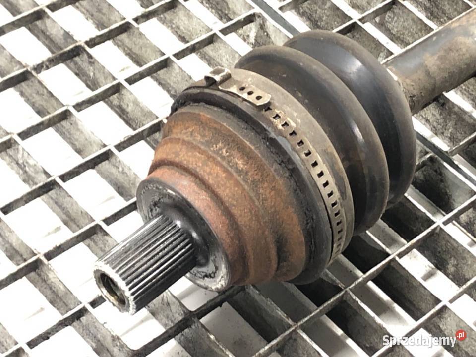 PÓŁOŚ LEWY PRZÓD VW JETTA III 20 150 0413 osobowe