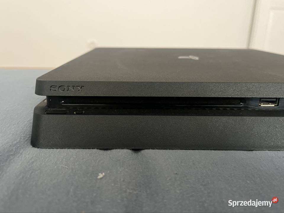 sprzedam PlayStation 4 z płytą GTA nową Nowy Sącz