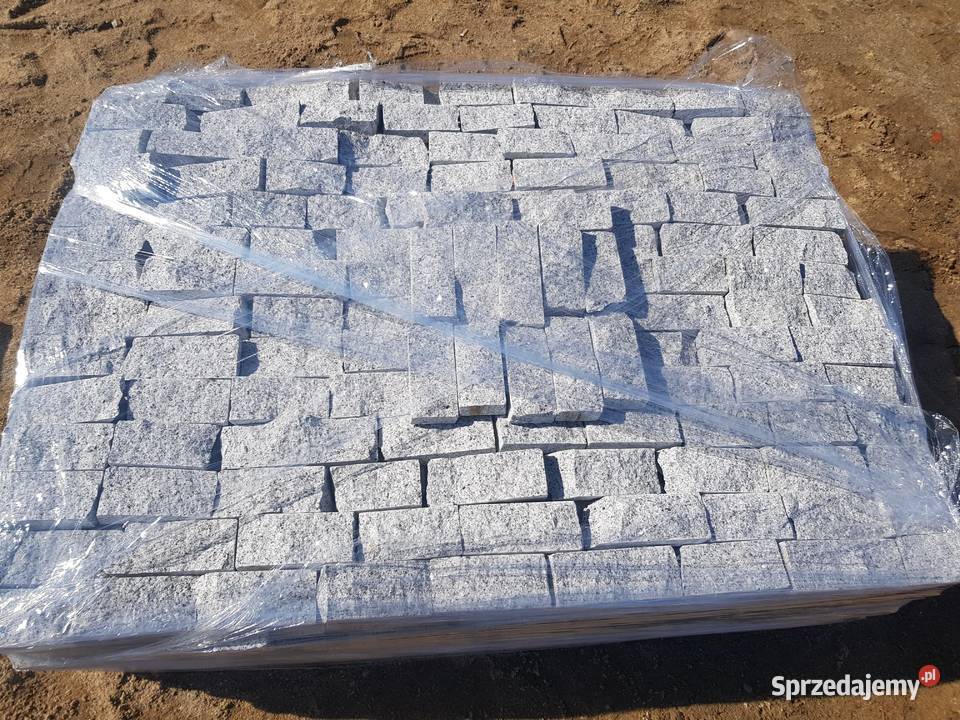 KAMIEŃ ELEWACYJNY BONIÓWKA ŁUPEK GRANITOWY Materiały budowlane