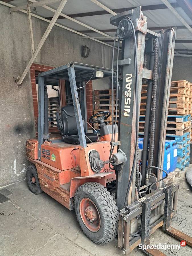 Wózek widłowy nissan diesel Motoryzacja Ostrów Wielkopolski