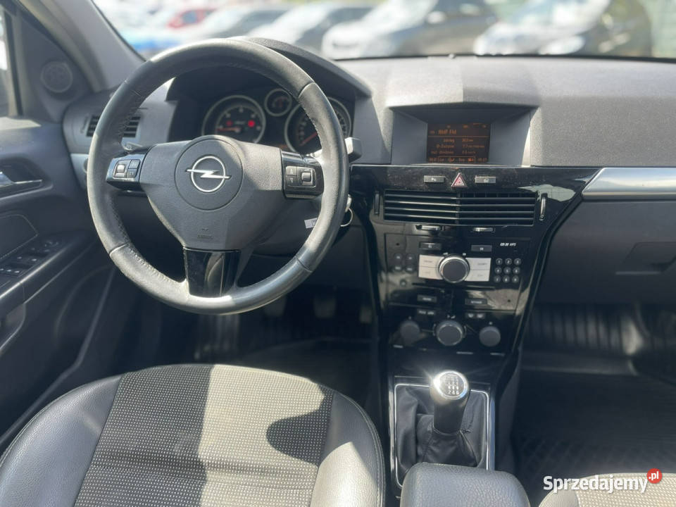 Opel Astra Opel Astra kombi 17 CDTI EcoTec 125 4/5 Wrocław