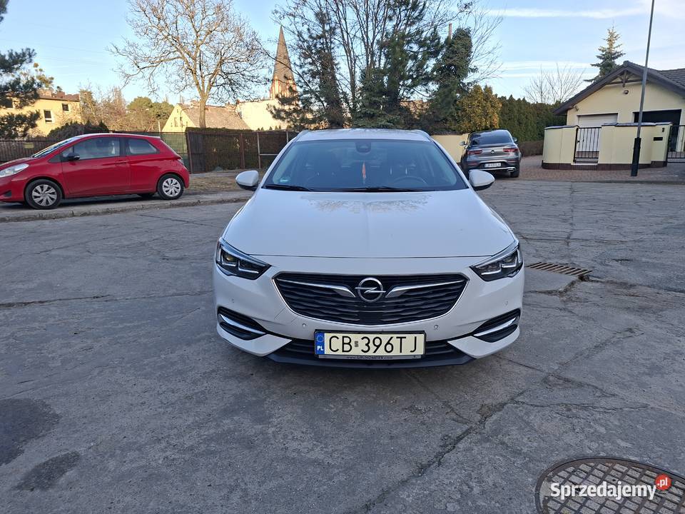 Opel Insignie stan Bogate wyposażenie Rok produkcji 2016 kujawsko-pomorskie Bydgoszcz