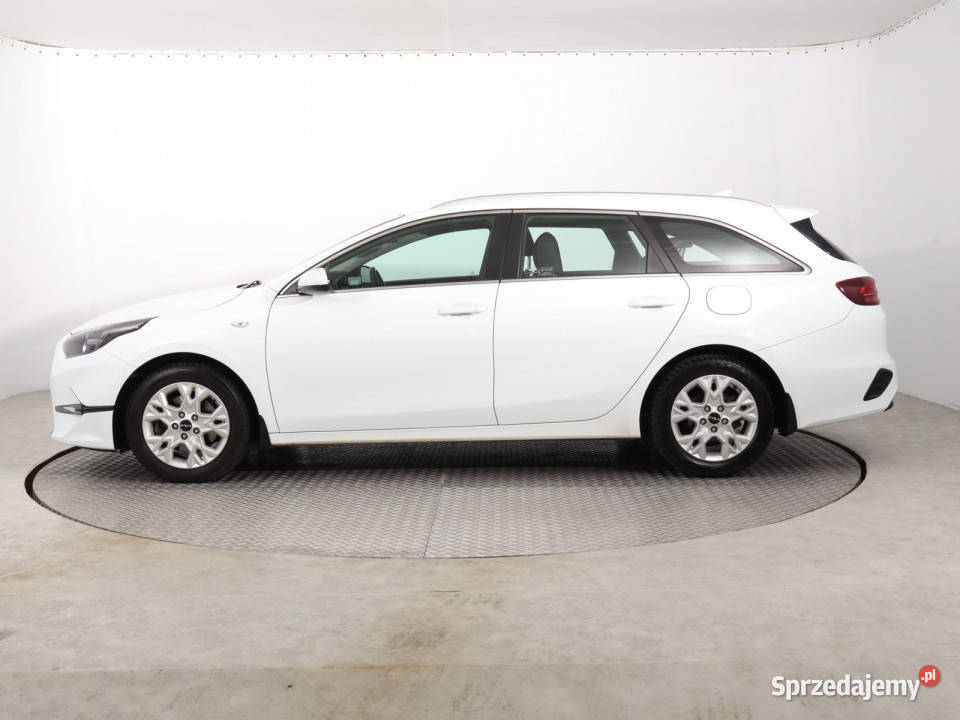 Kia Ceed 15 TGDI automatyczna