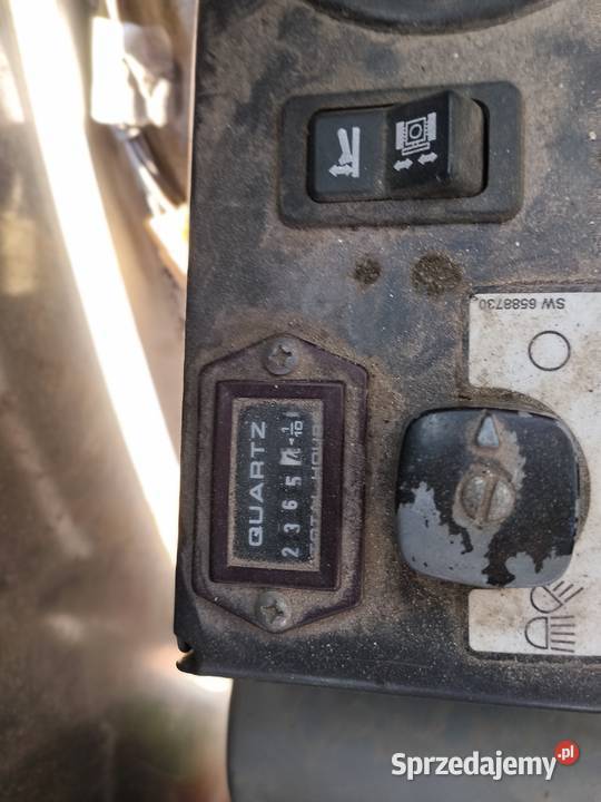 Massey Ferguson ciągnik komunalny 30 koni bobcat Krzeszowice sprzedam