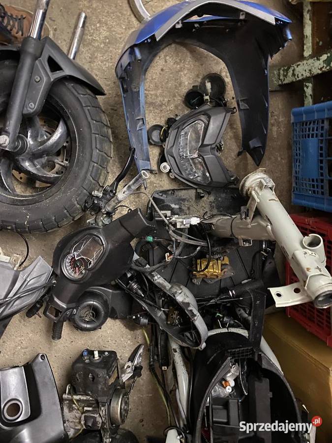Piaggio typhon 2017 2018 wszystkie części całość Łańcut