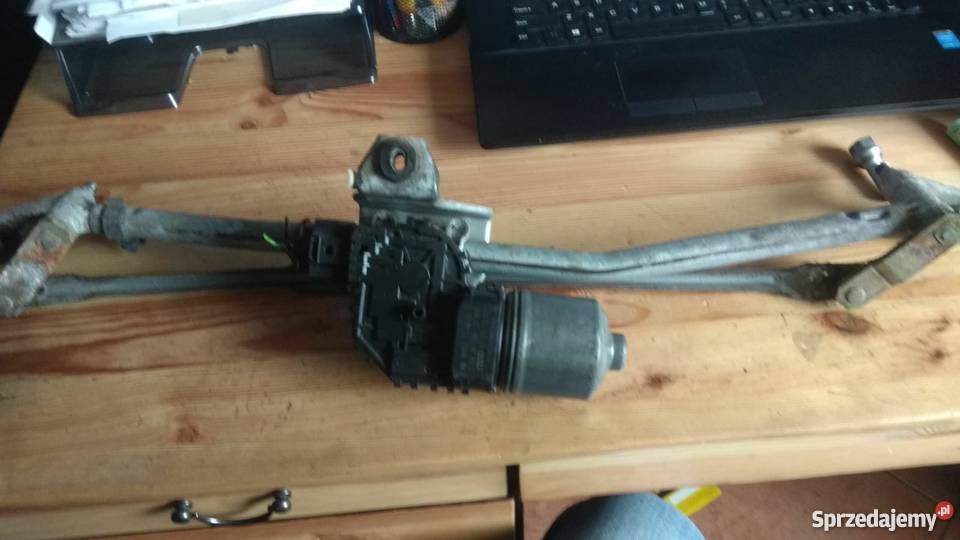 Mechanizm wycieraczek0390 241 509 AUDI A4 Margonin