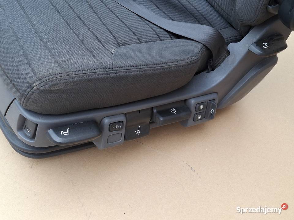 SCANIA STREAMLINE R S NGS FOTEL KIEROWCY RECARO Bieleń