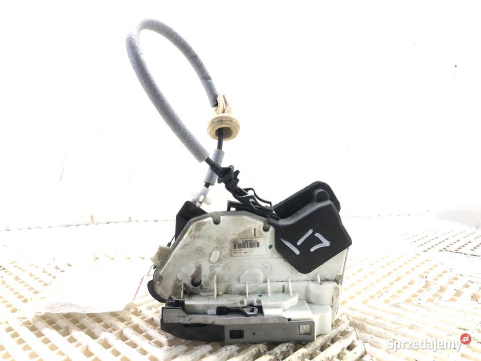 ZAMEK DRZWI LEWY TYŁ VW PASSAT B8 Kombi podkarpackie
