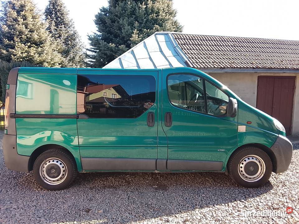 Opel Vivaro 19 2002r 1900cm3 lubelskie Leśna Podlaska