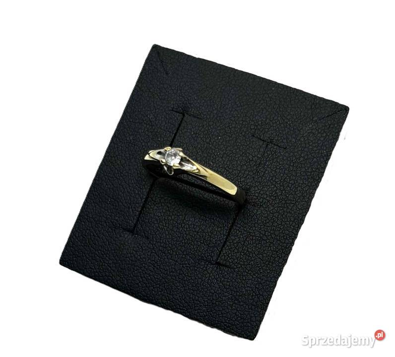 Złoty Pierścionek pr 333 211 R17 złoto