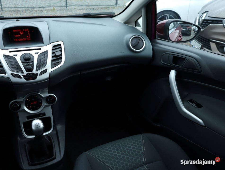 Ford Fiesta 14 benzyna mazowieckie