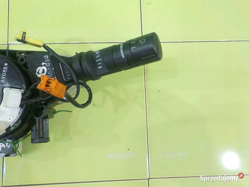 NISSAN QASHQAI J10 15 DCI 07r 5D przelacznik osobowe Suków