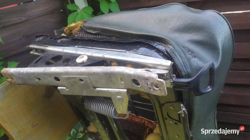 Mercedes W123 Siedzisko fotel prawy ziel 3seria Rok produkcji 1983 dolnośląskie Łagiewniki