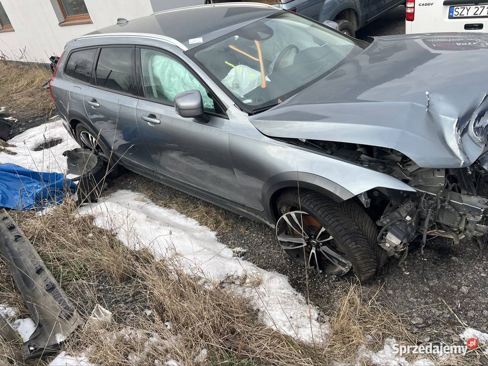 Sprzedam Volvo v90 Cross country