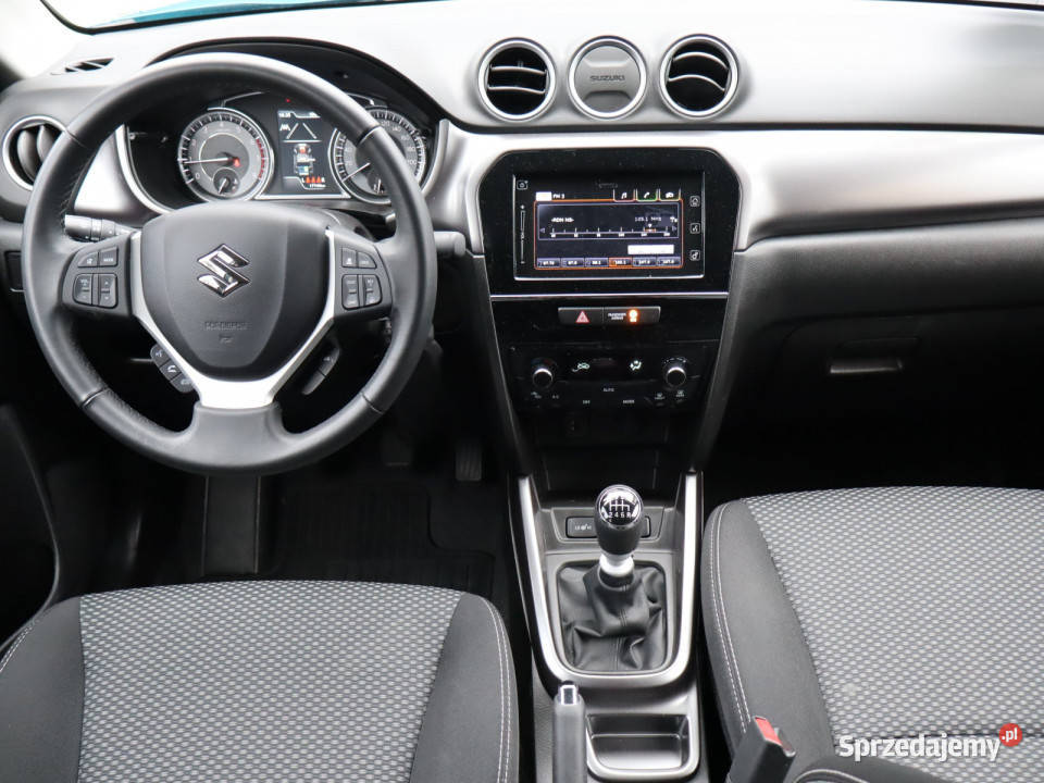 Suzuki Vitara 14 BoosterJet relingi dachowe