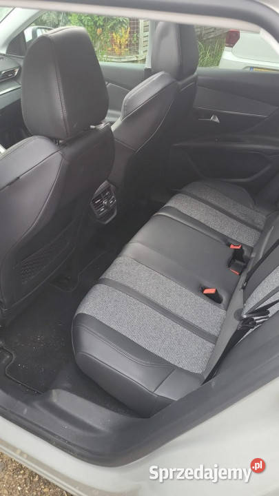Peugeot 3008 15 HDI 130 Panorama dach Półskóry nieuszkodzony Lipówki
