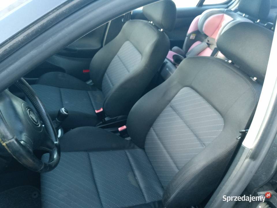 Seat Leon 2005r doinwestowany Kielce sprzedam