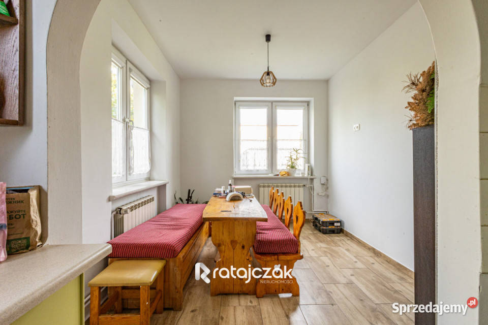 sprzedaży domu wolnostojącego 210m2 Rumia mieszkalny sprzedam