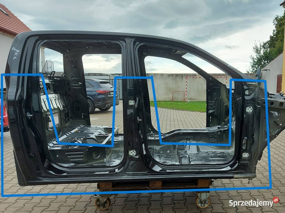 Ford Ranger VI 6 PRÓG BOK PRAWY SŁUPEK