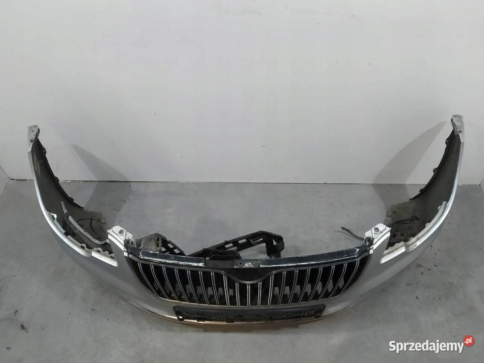 ZDERZAK PRZÓD LA7W Skoda Superb II 20082015