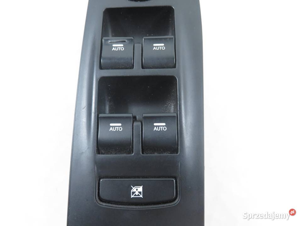 PANEL SZYB HYUNDAI i40 CW VF 935703Z000