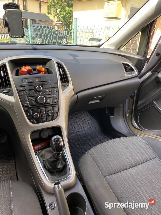 Opel Astra J nieuszkodzony Zabrze