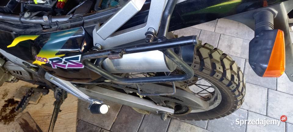 Suzuki dr 650 rs rse kufry z mocowaniami