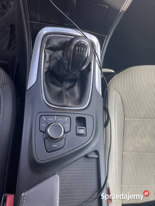 Opel Insignia Sports Tourer 20CDTI Cosmo reflektory ksenonowe Insignia Kielce