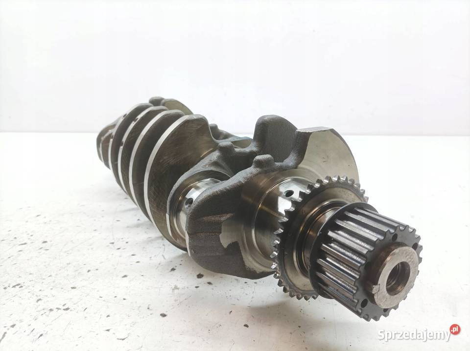 WAŁ KORBOWY 29 CRDI Kia Carnival I 19982006