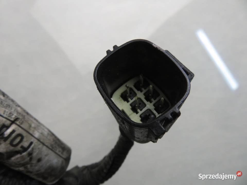 MAGLOWNICA FORD FOCUS MK3 III BV6C3D070AE osobowe