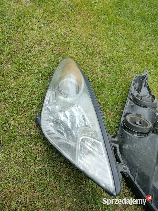 Lampy przódtył lewapraw strona Oryginalne Toyota osobowe Oświetlenie sprzedam