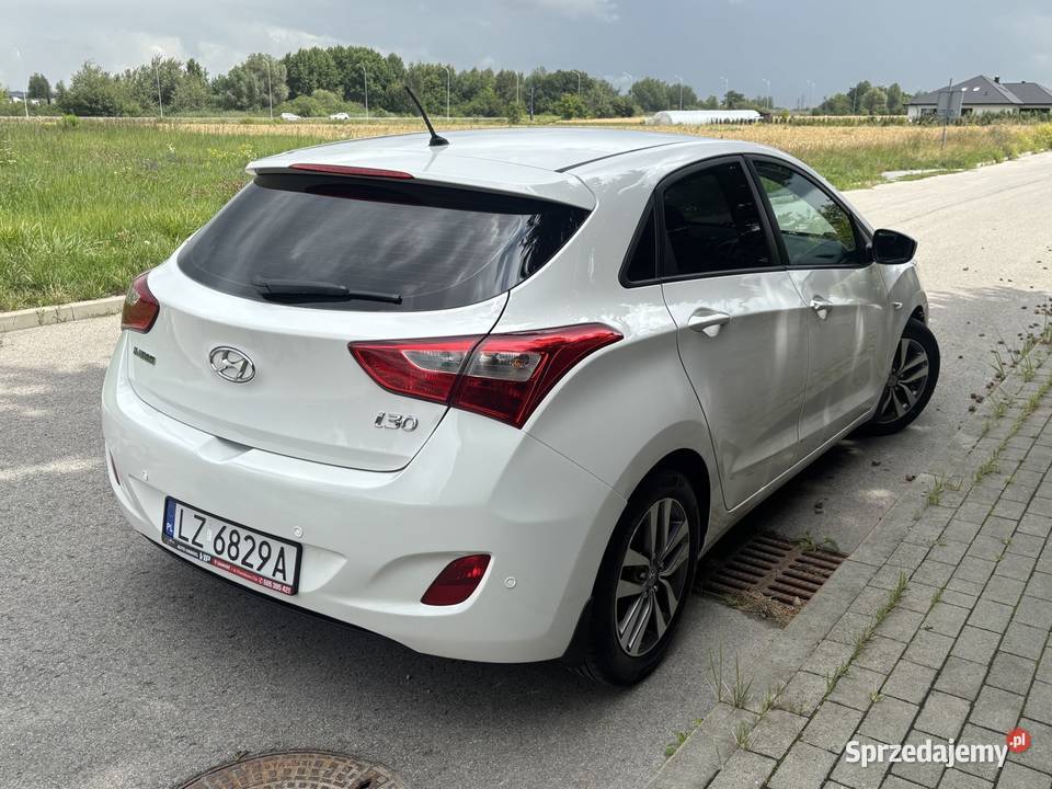 Hyundai I30 14 Benzyna Zamiana Raty welurowa tapicerka sprzedam