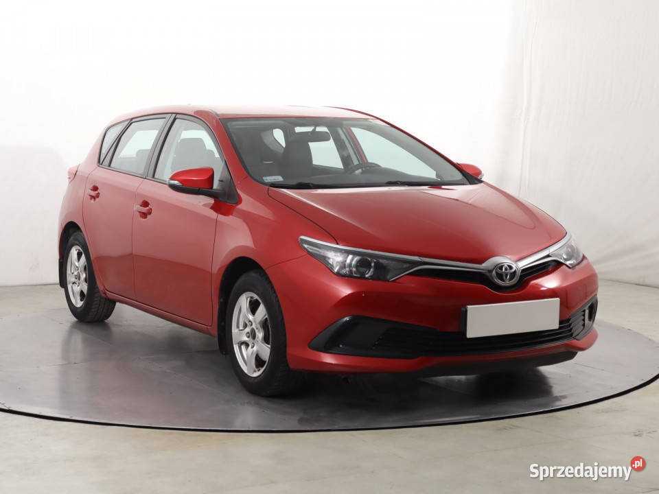 Toyota Auris 16 Valvematic Rok produkcji 2015 Auris