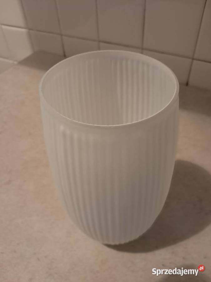 Klosz szklany do lampy biały prążkowany do Kraków