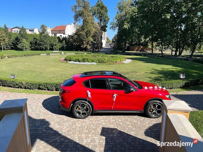 Alfa Romeo Stelvio do ślubu i na inne okazje Warszawa usługi moto
