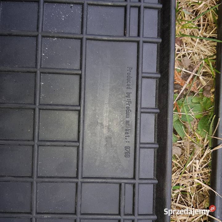 Dywaniki gumowe Mercedes E klasa W211