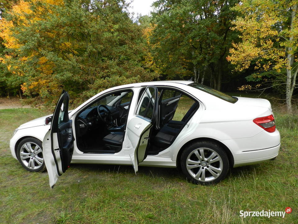 MercedesBenz Klasa C W204 śliczna limuzyna z wielkopolskie Puszczykowo
