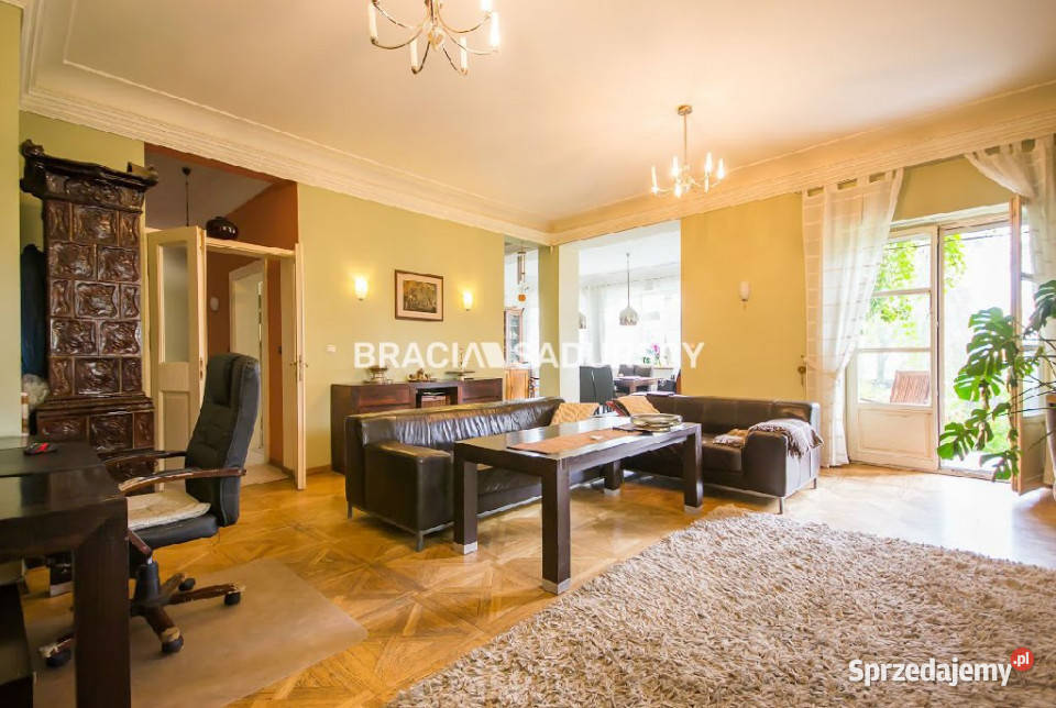 sprzedaży domu wolnostojącego 530m2 Kraków pustak sprzedam