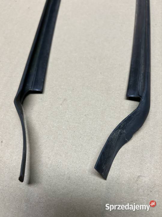 Listwa szyby czołowej Passat B5 B5FL lewa prawa Grudziądz