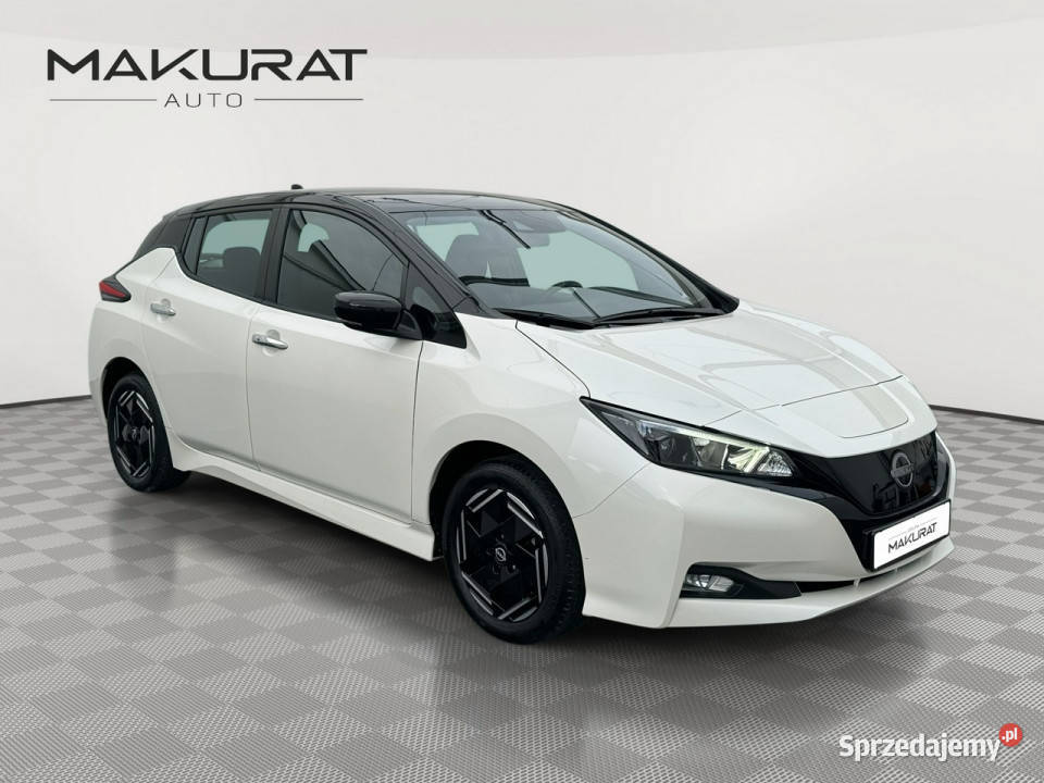 Nissan Leaf ZS037TM40kWh Acenta Podgrzf Kcofania Zarejestrowany w Polsce sprzedam