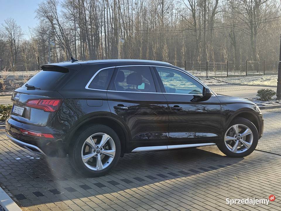 Audi Q5 Quattro Premium Plus 20 benzyna 252 Rok produkcji 2019 Jaworze