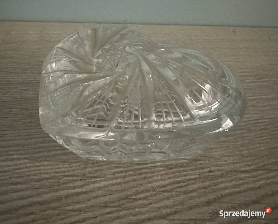 Puzderko serce kryształowe z lat PRLu Łódź sprzedam