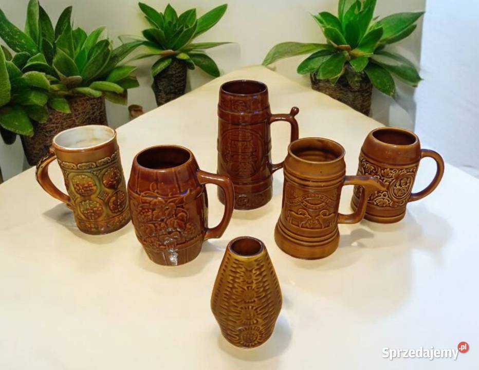 Naczynia z czasów PRL u Łódź